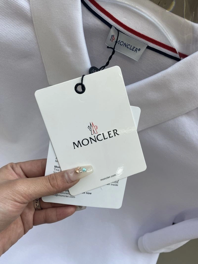 Moncler T-Shirts OdorResistant 140925