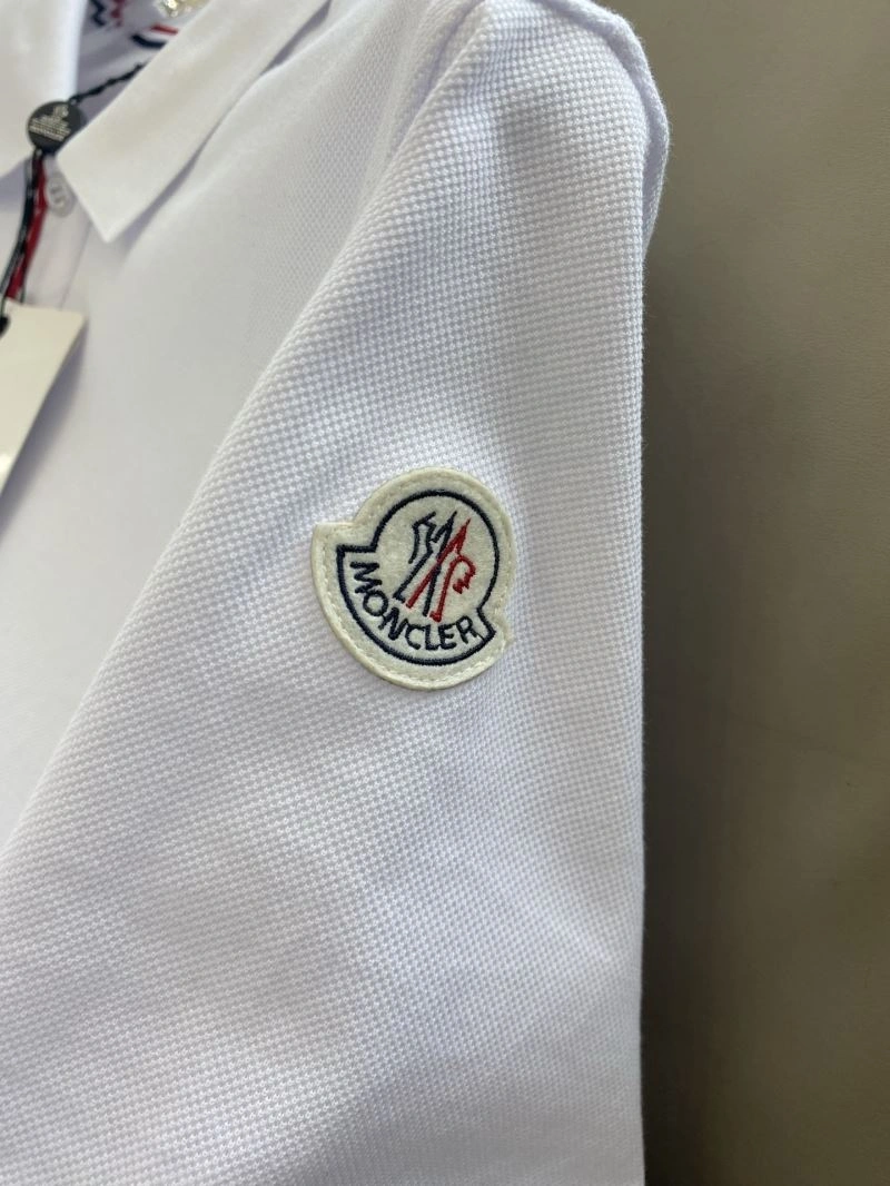 Moncler T-Shirts OdorResistant 140925