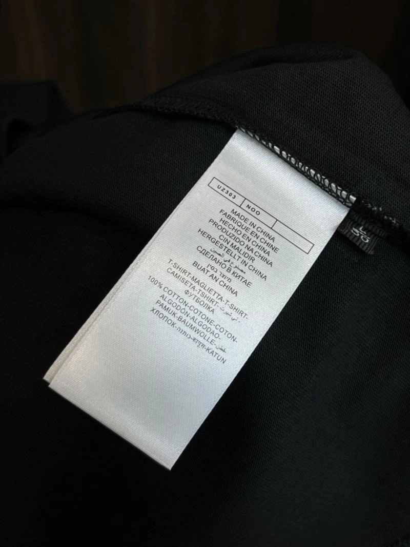 MoistureWicking Moncler T-Shirts 140898
