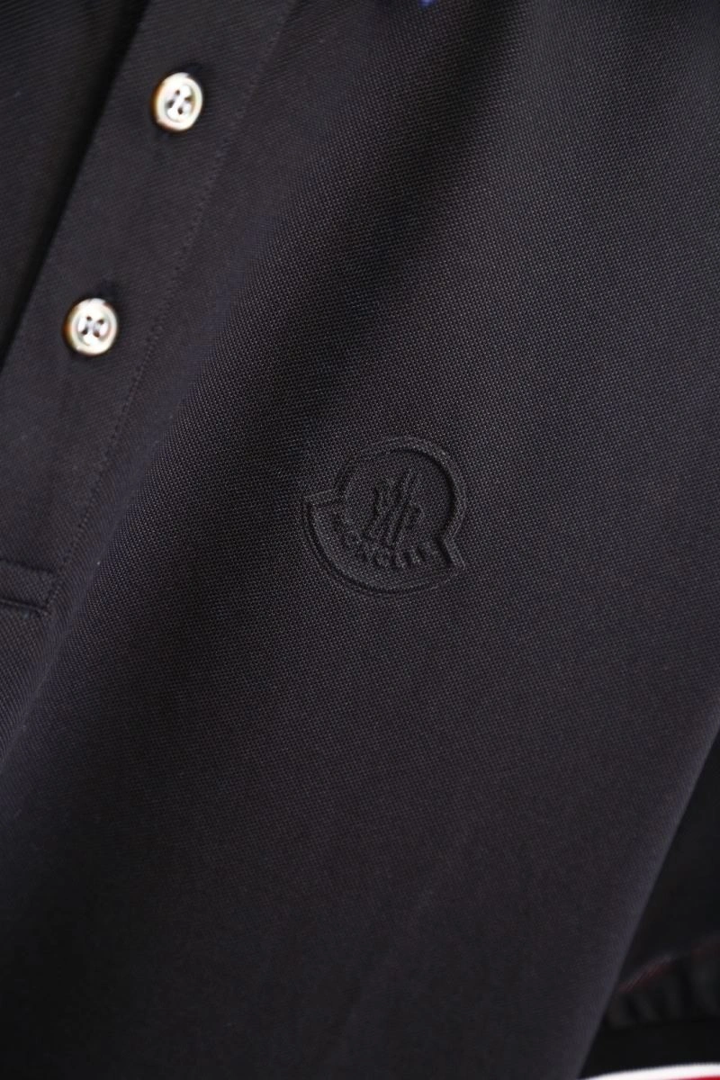 Classic Moncler T-Shirts 140895