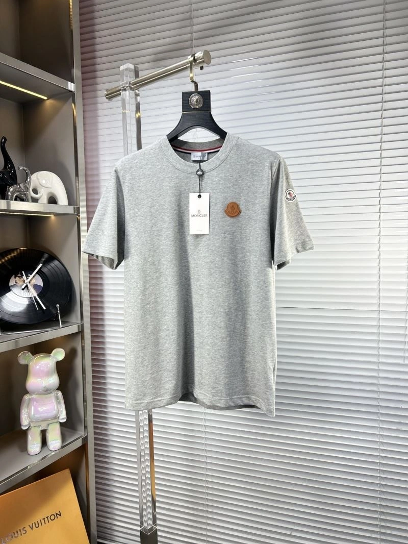 Moncler T-Shirts Modern 140885