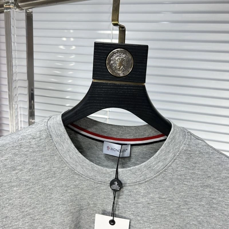 Moncler T-Shirts Modern 140885