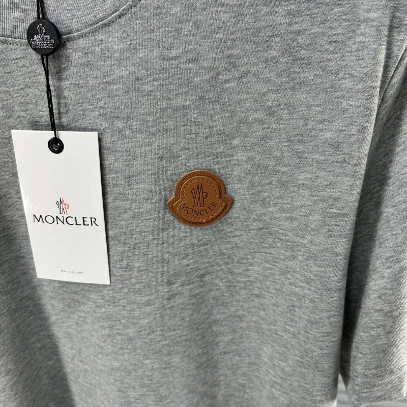 Moncler T-Shirts Modern 140885