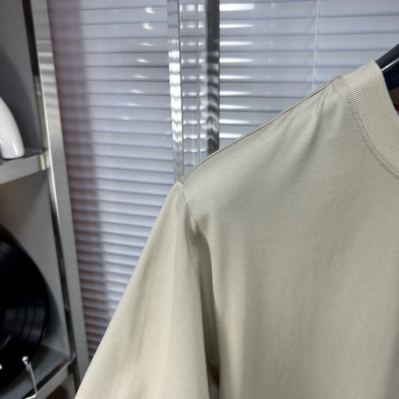 Compact Moncler T-Shirts 140877