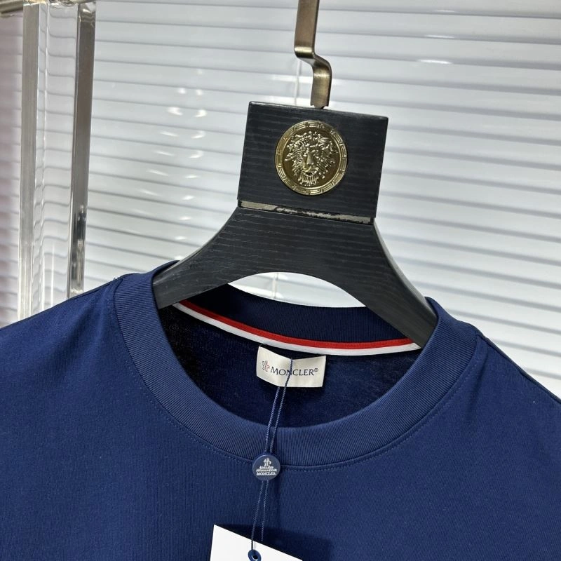 Moncler T-Shirts Practical 140868