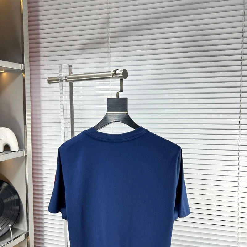 Moncler T-Shirts Practical 140868