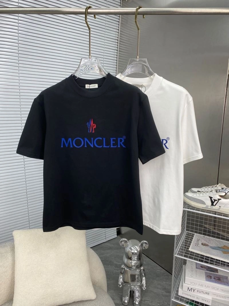 Moncler T-Shirts TimelessDesign 140872
