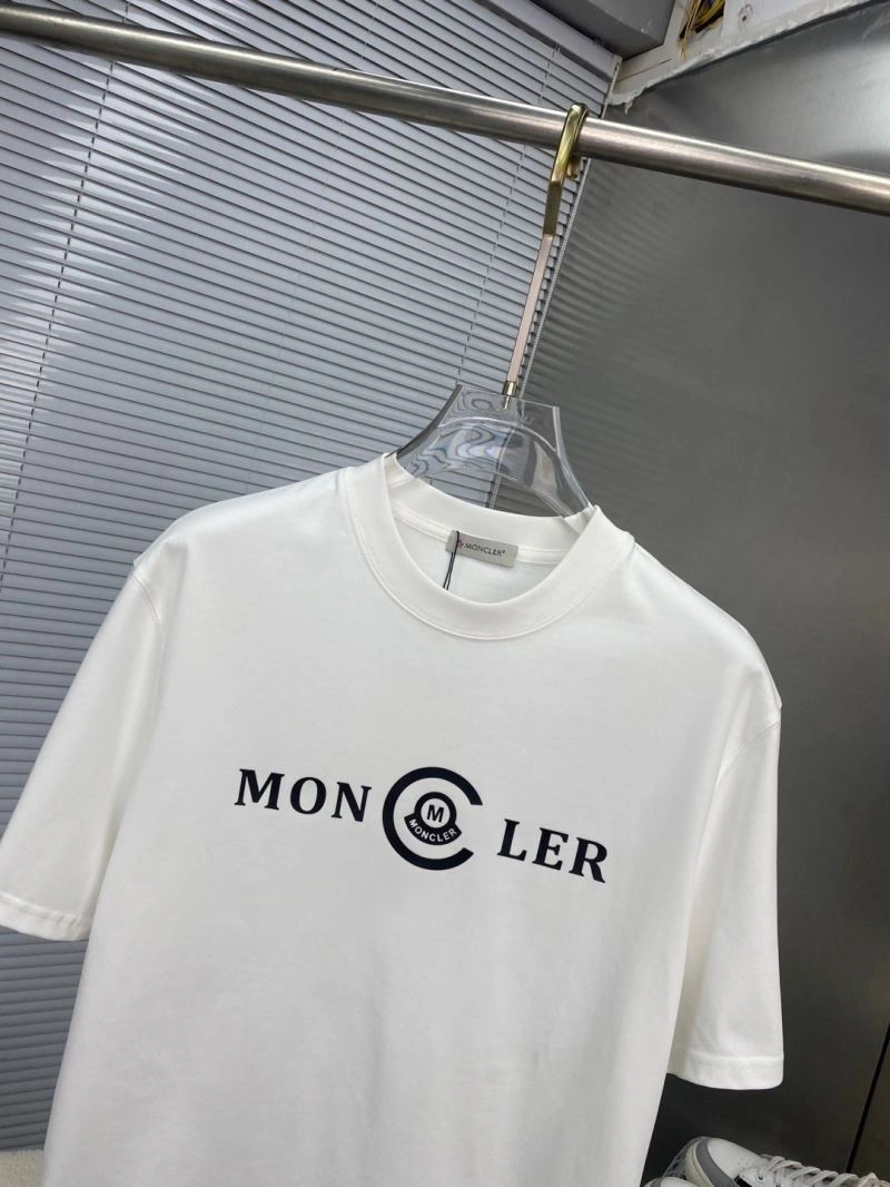 Practical Moncler T-Shirts 140881