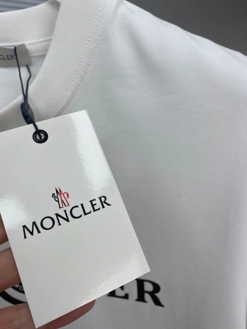 Practical Moncler T-Shirts 140881