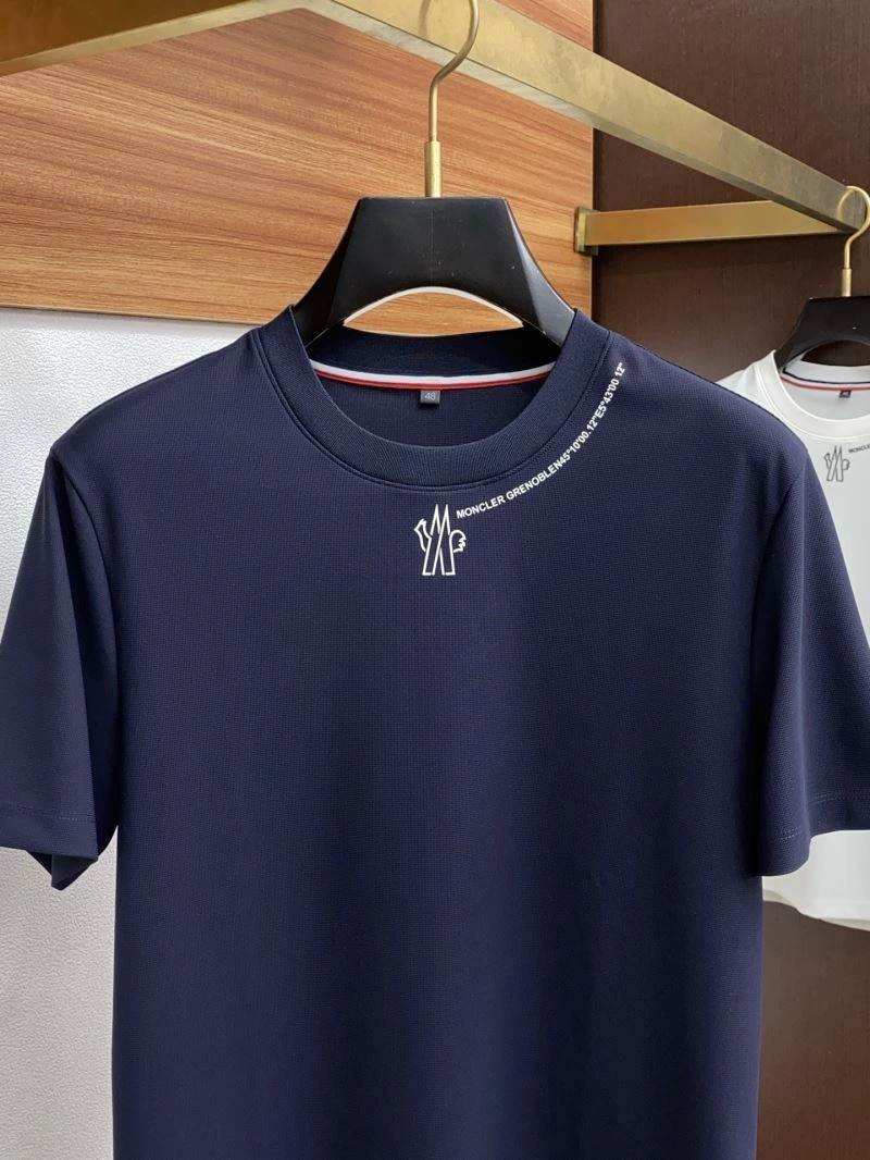 Moncler T-Shirts Stretchable 140871