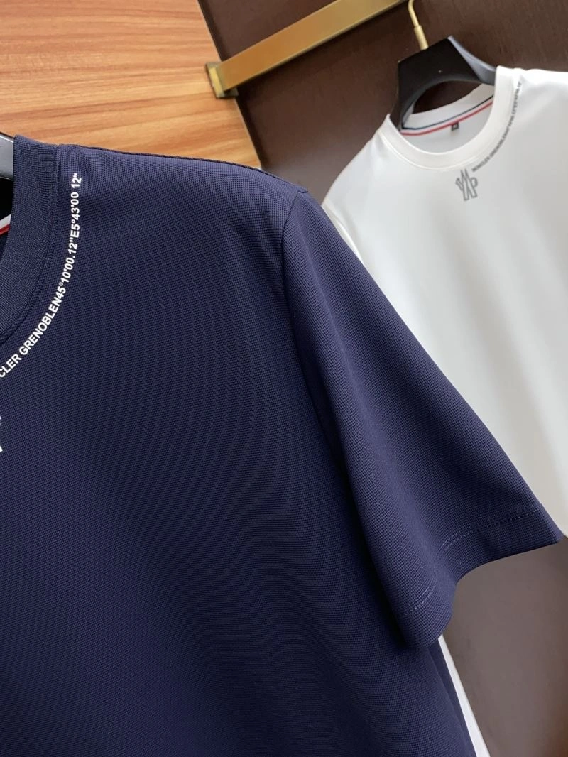 Moncler T-Shirts Stretchable 140871