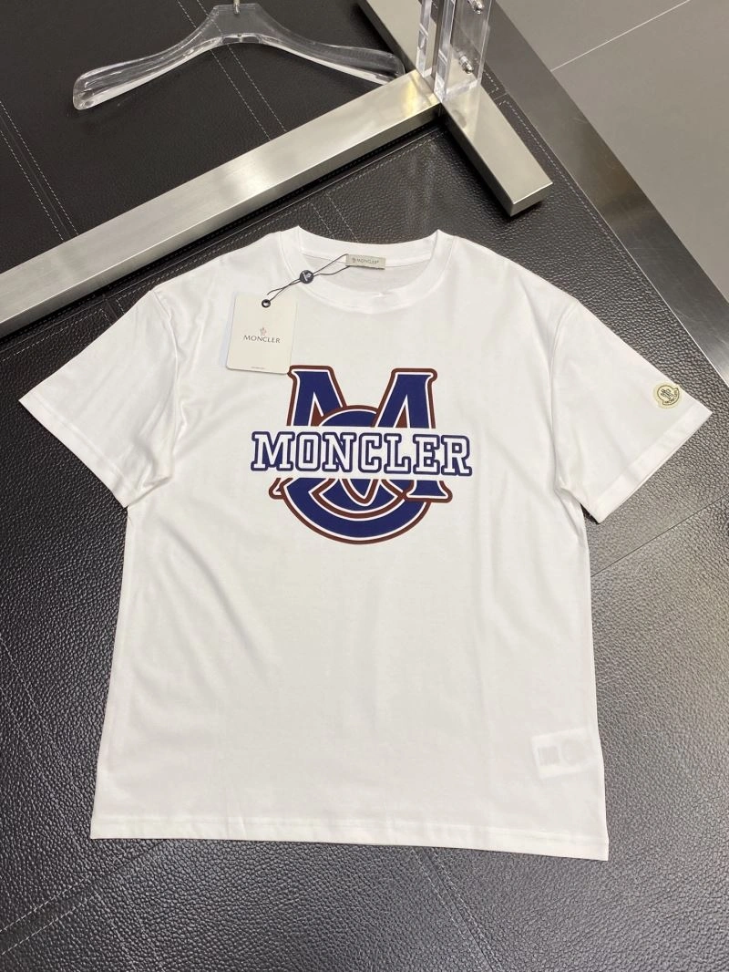 Moncler T-Shirts Stretchable 140874