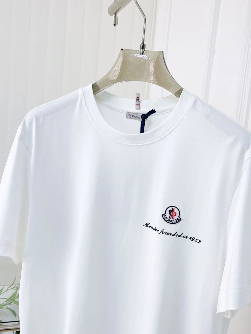 Moncler T-Shirts Colorful 140893