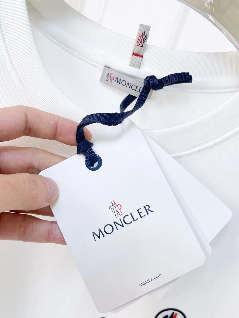 Moncler T-Shirts Colorful 140893