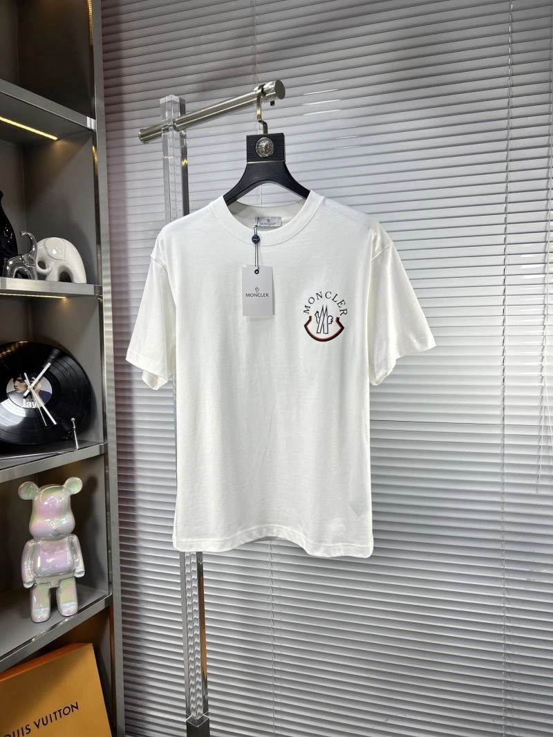 Upgraded Moncler T-Shirts 140887