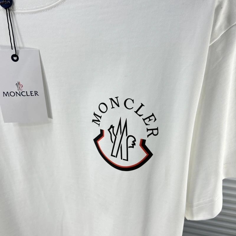 Upgraded Moncler T-Shirts 140887