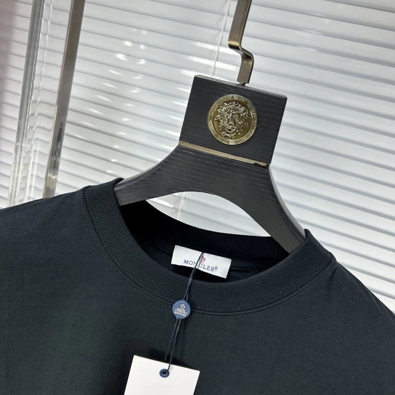 Minimalist Moncler T-Shirts 140865