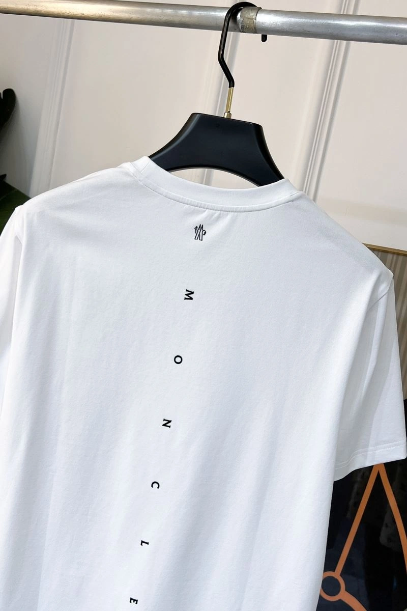 Resilient Moncler T-Shirts 140859