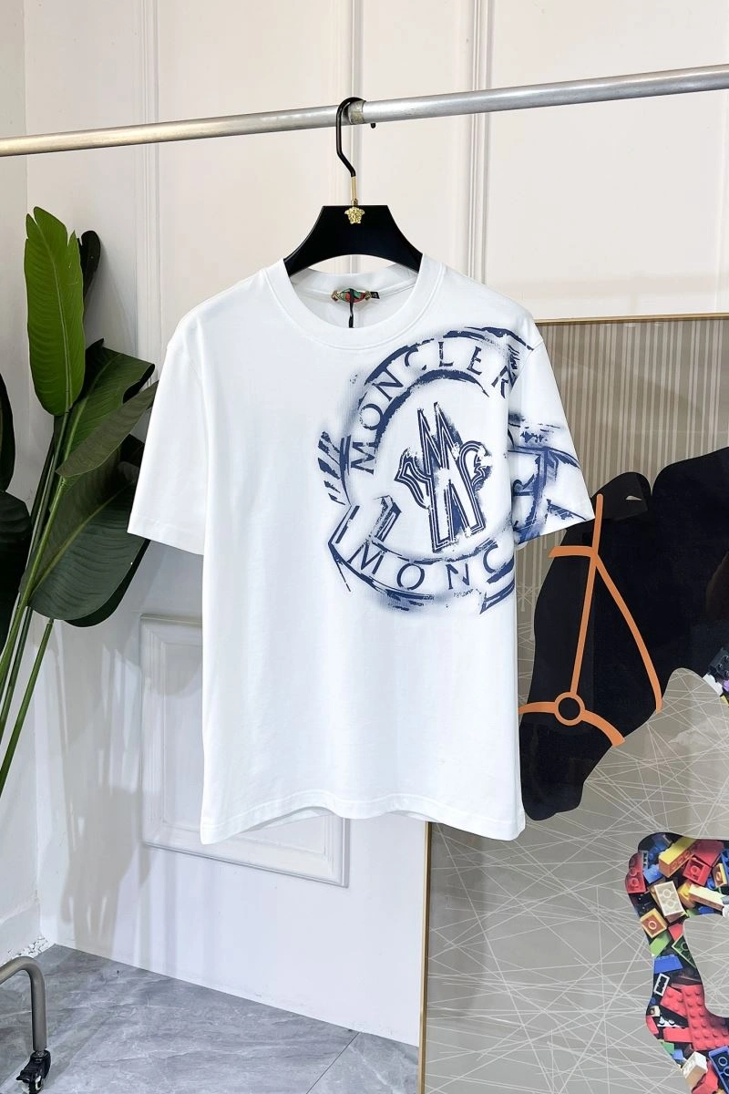Moncler T-Shirts Refined 140863