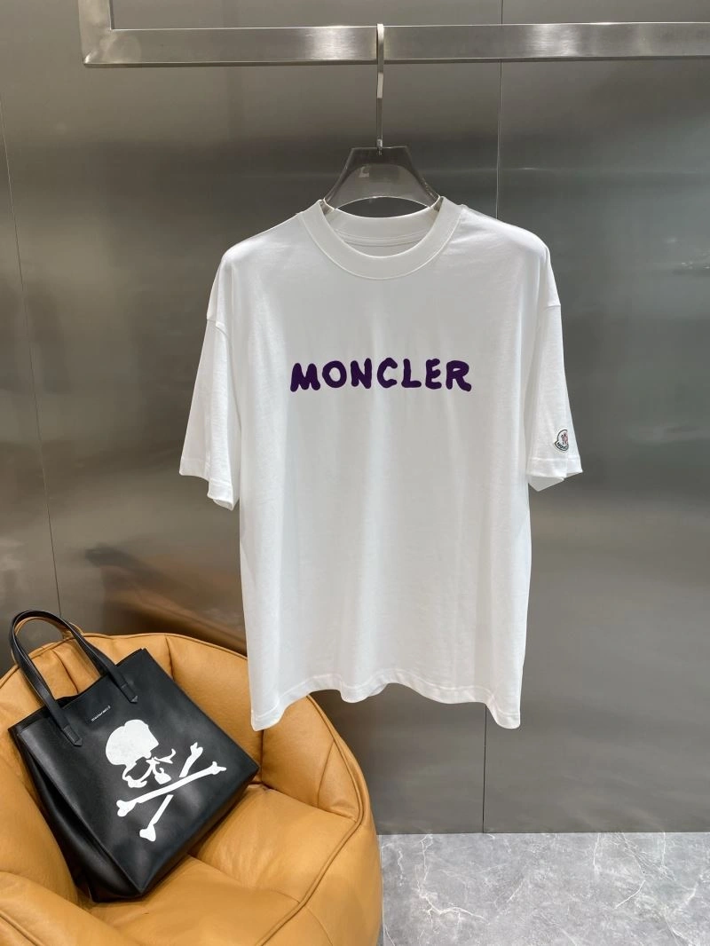 Moncler T-Shirts TravelReady 140861