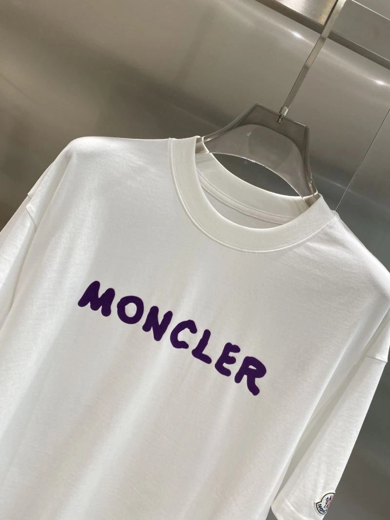 Moncler T-Shirts TravelReady 140861