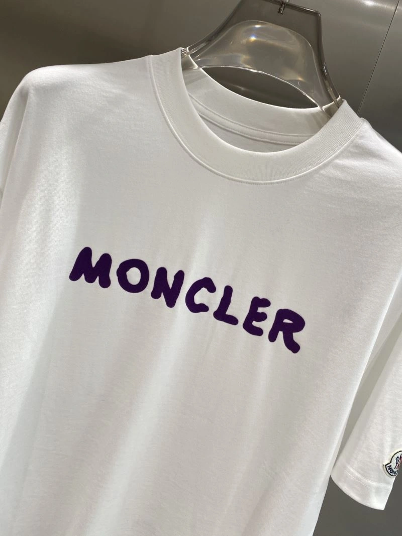 Moncler T-Shirts TravelReady 140861