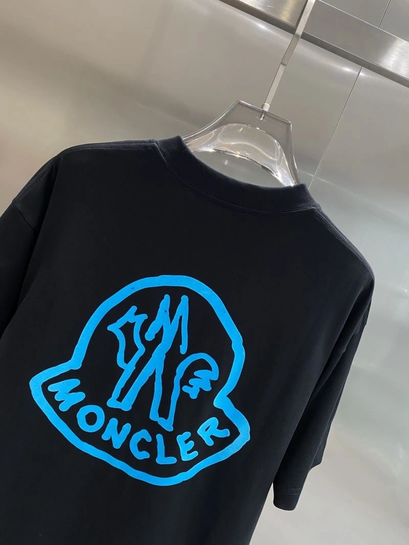Elegant Moncler T-Shirts 140879