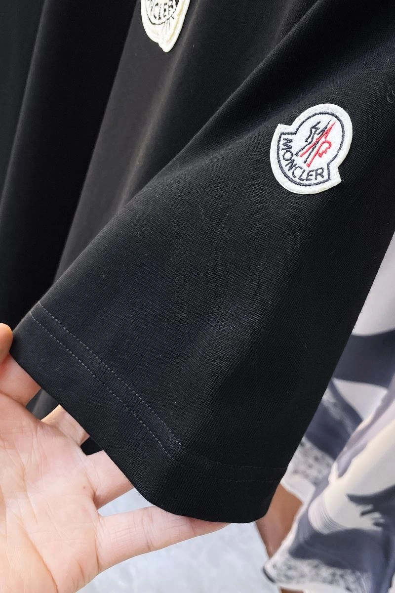 Premium Moncler T-Shirts 140850
