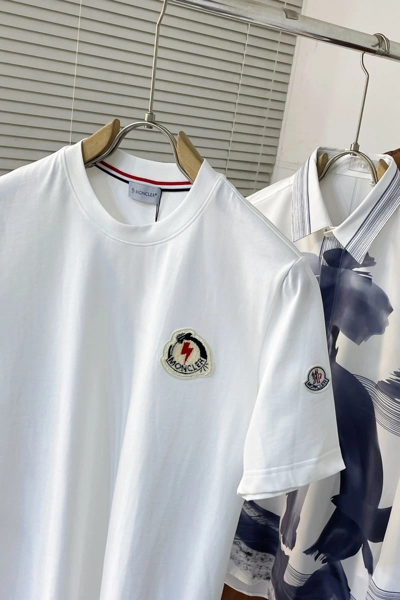 FlexibleFit Moncler T-Shirts 140846