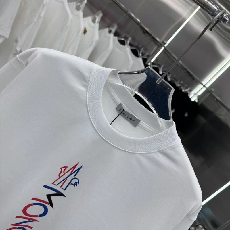 Moncler T-Shirts Lightweight 140828