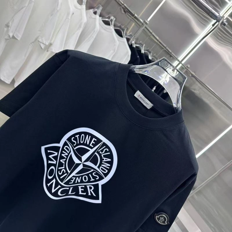 Moncler T-Shirts UrbanStyle 140829
