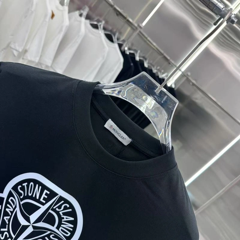 Moncler T-Shirts UrbanStyle 140829