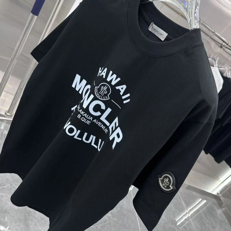 Moncler T-Shirts Youthful 140839