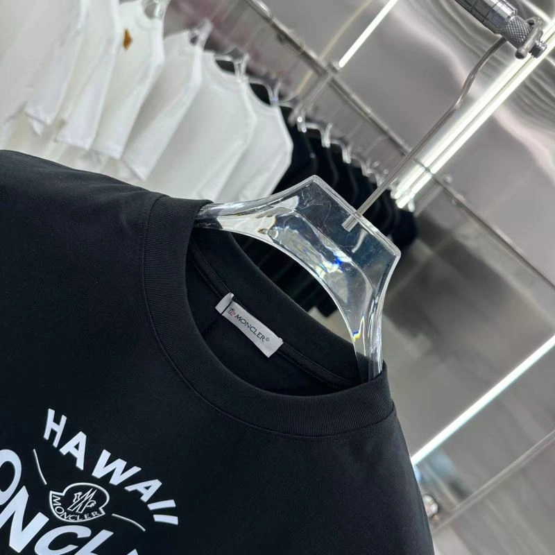 Moncler T-Shirts Youthful 140839