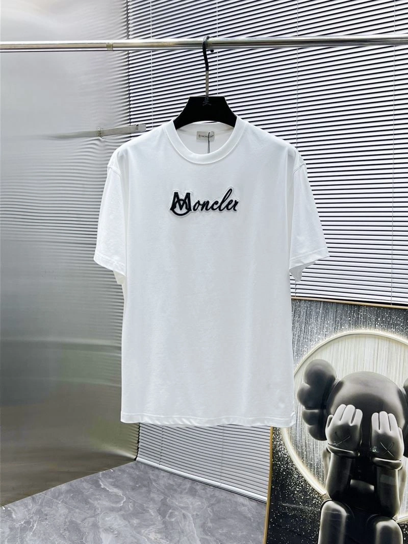 Moncler T-Shirts Compact 140834