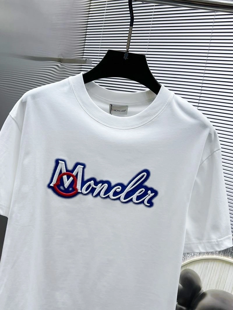 Moncler T-Shirts Trendy 140841
