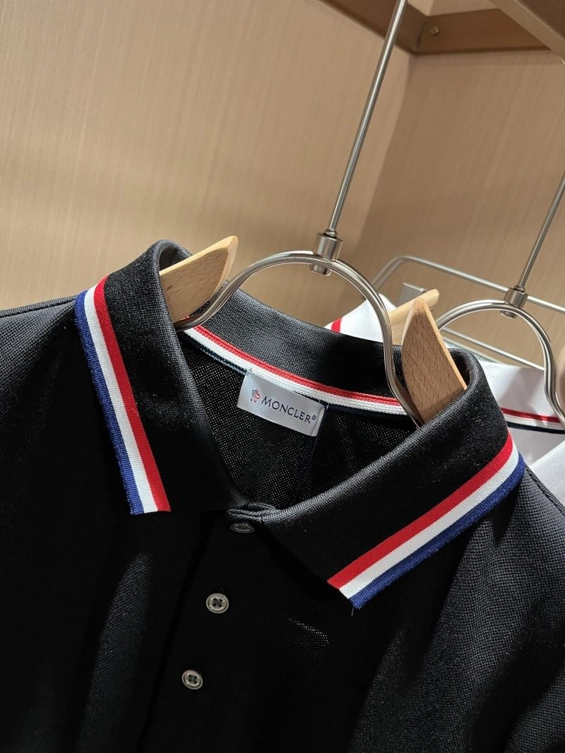 Moncler T-Shirts EasyCare 140851