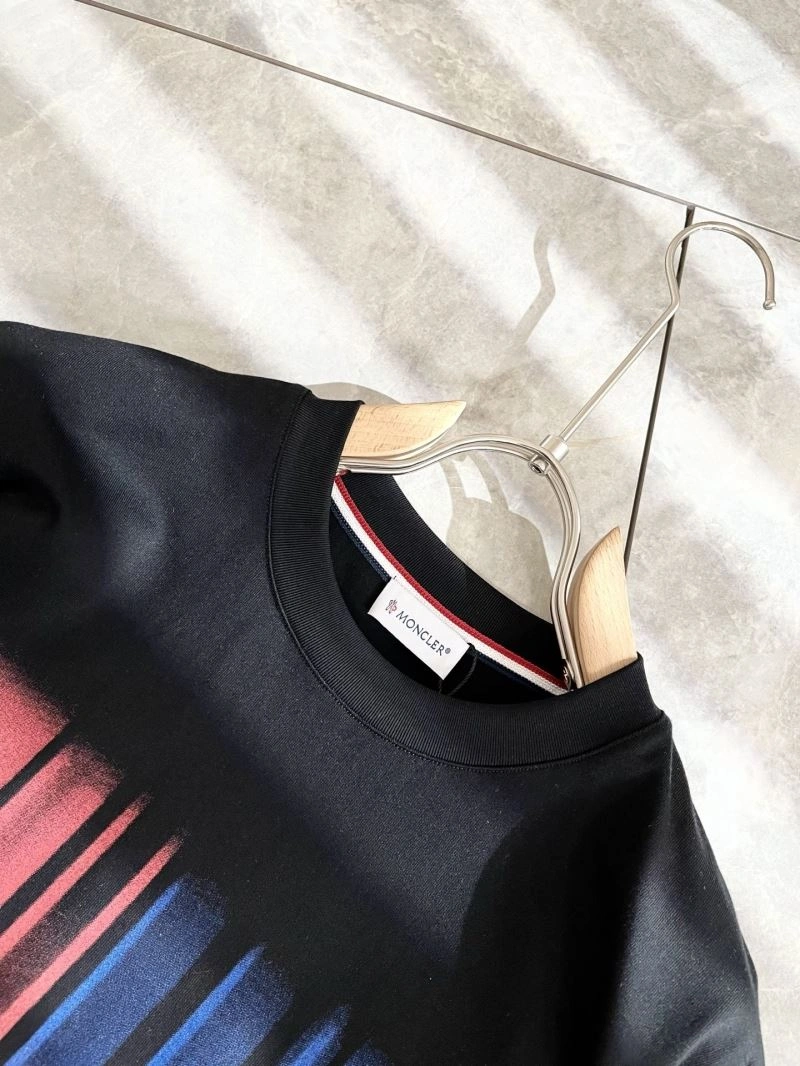 Moncler T-Shirts Chic 140830
