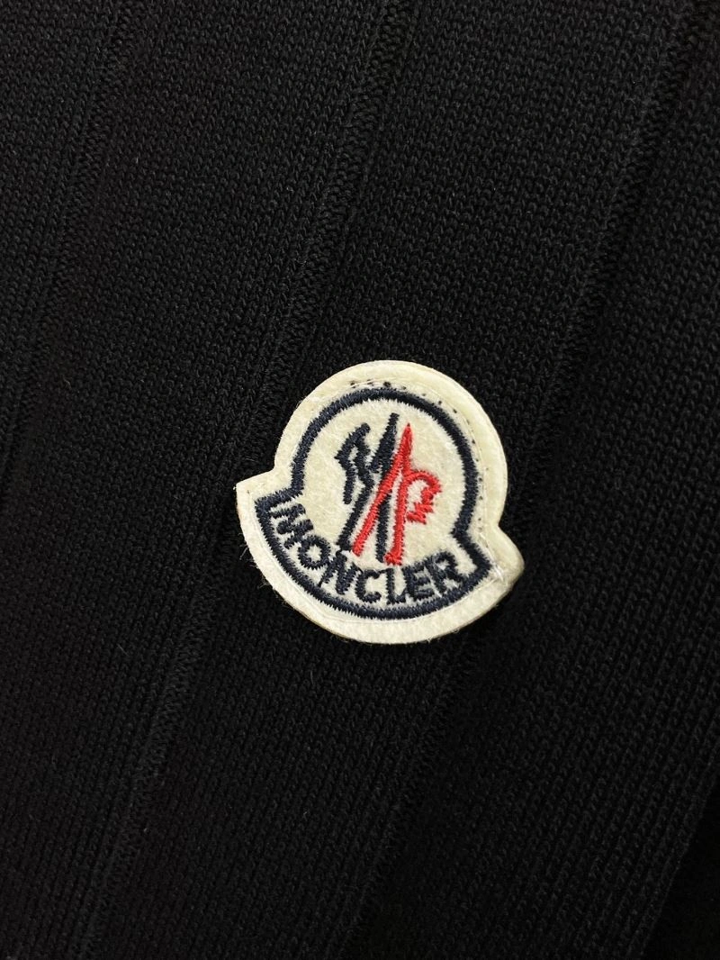 Moncler T-Shirts Seasonal 140824