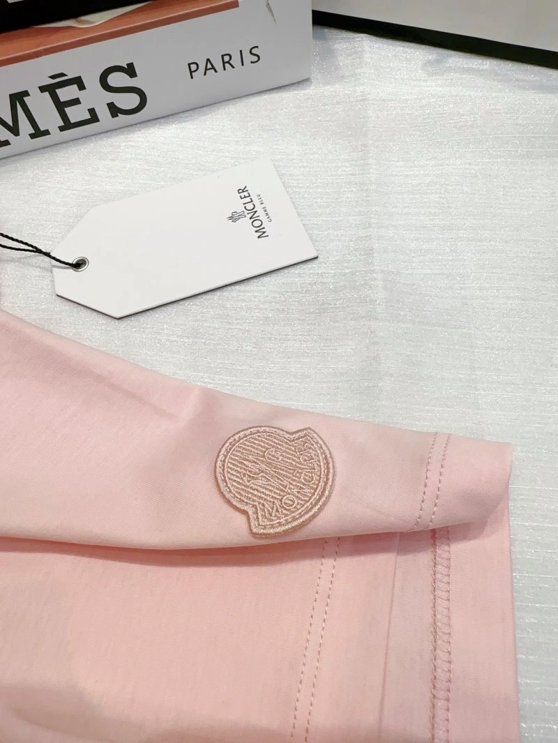 Breathable Moncler T-Shirts 139749