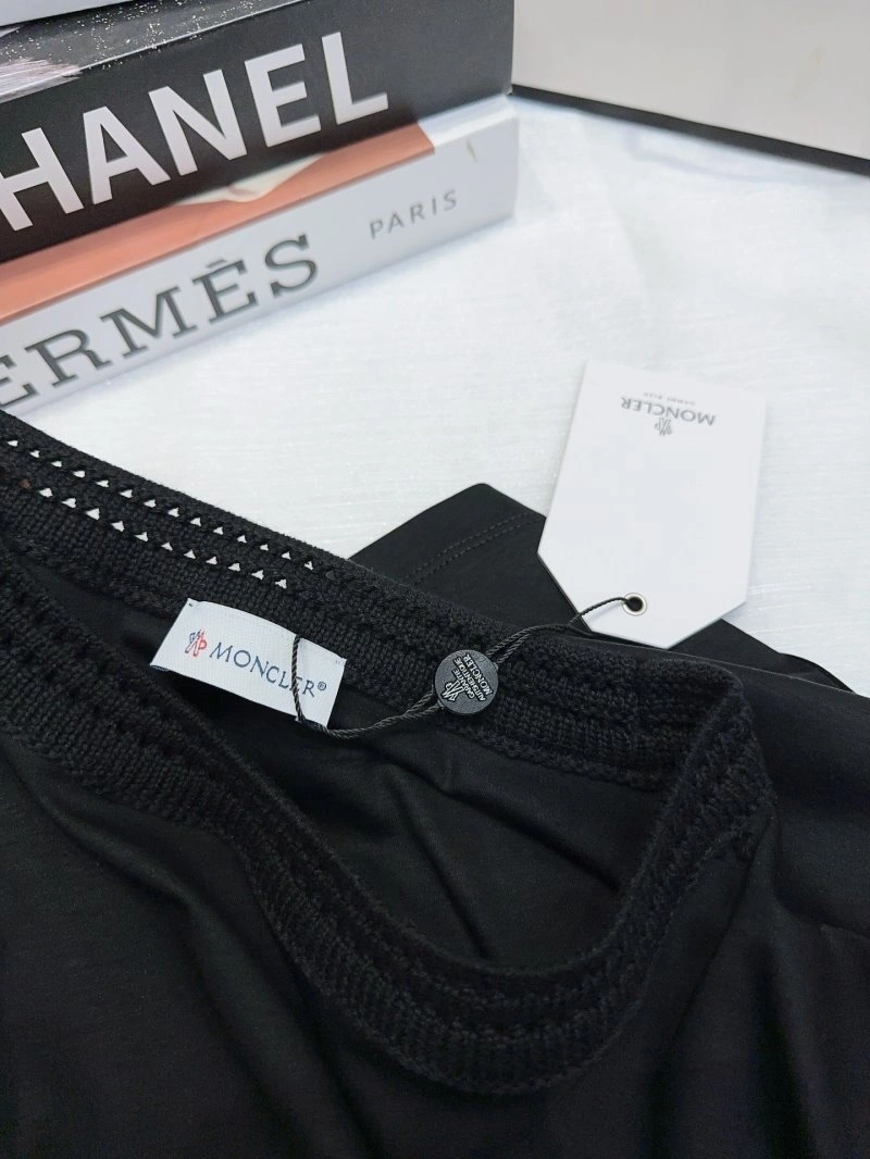 Moncler T-Shirts SmartChoice 139745