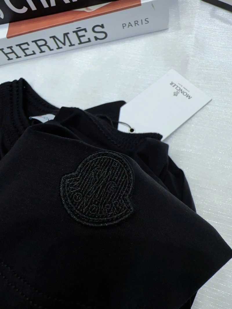 Moncler T-Shirts SmartChoice 139745