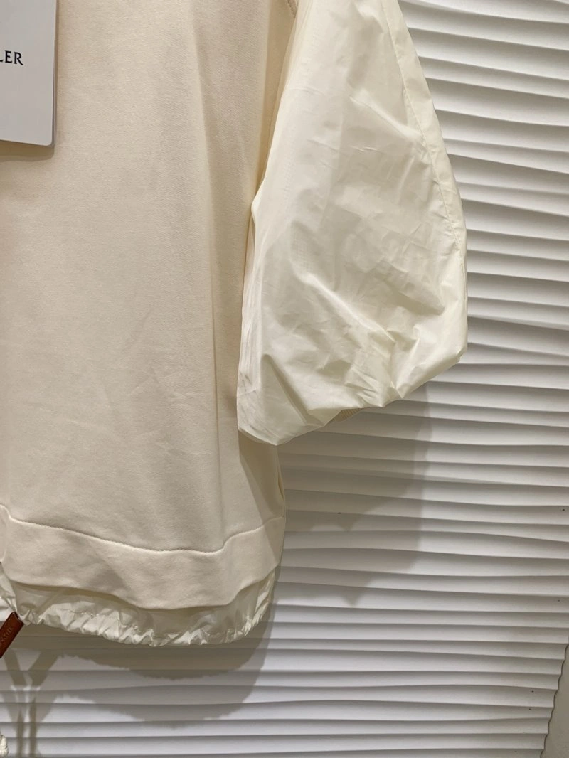 Moncler T-Shirts Bold 139750