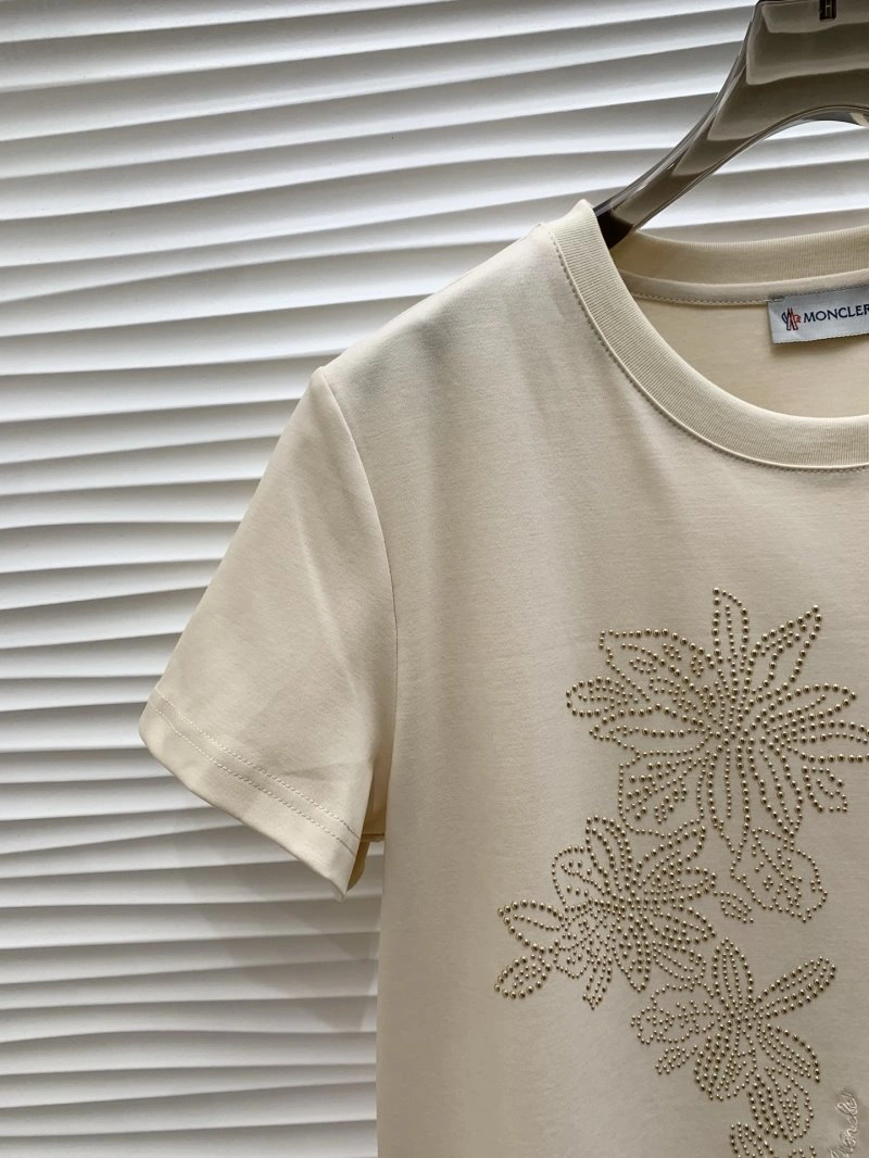 TravelReady Moncler T-Shirts 139742