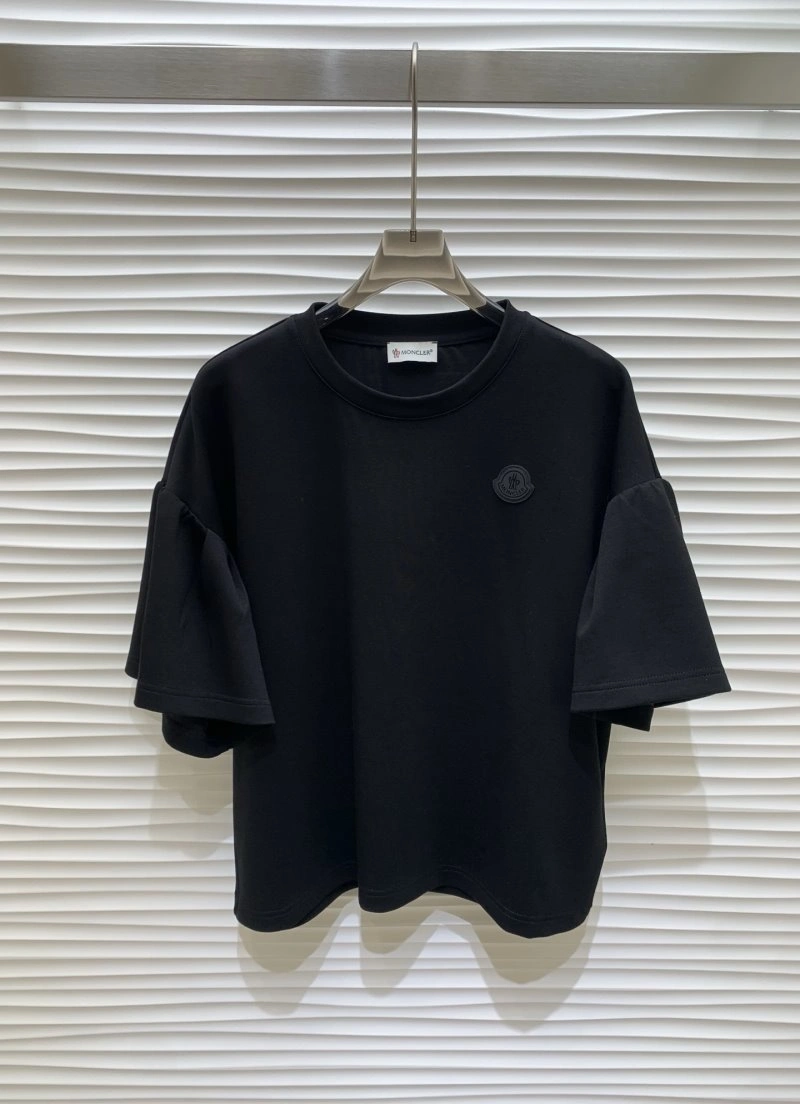 Chic Moncler T-Shirts 139759