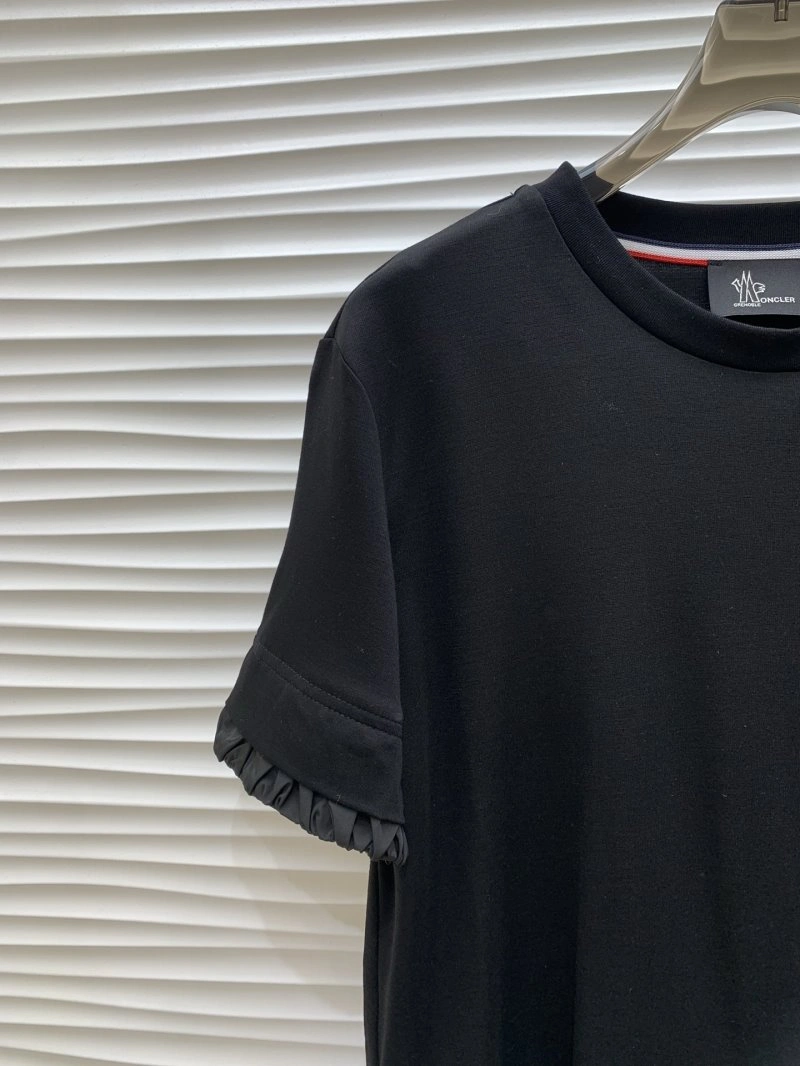 Moncler T-Shirts EasyMatch 139738