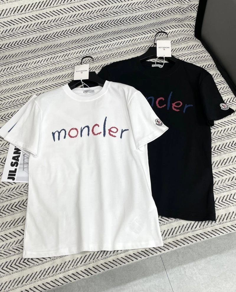 Moncler T-Shirts Effortless 139733