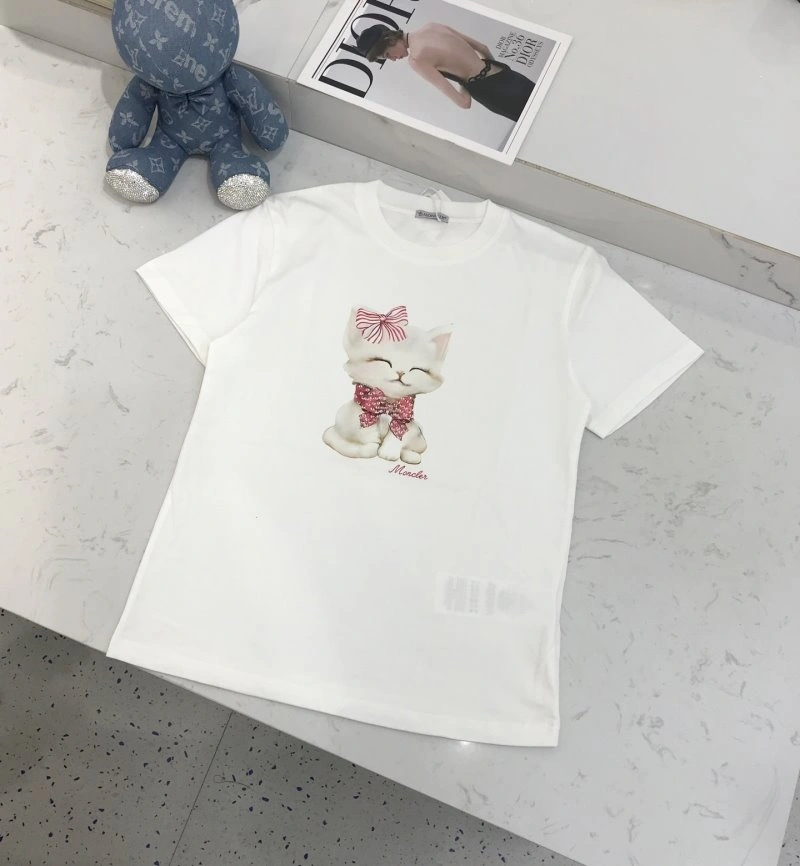 Moncler T-Shirts Soft 139716