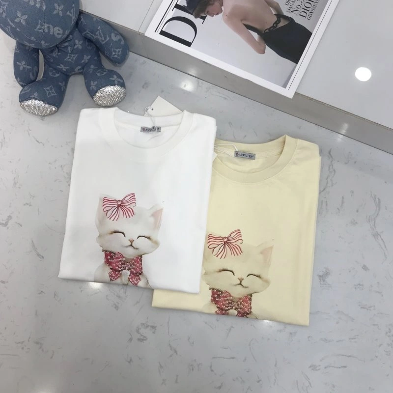 Moncler T-Shirts Soft 139716