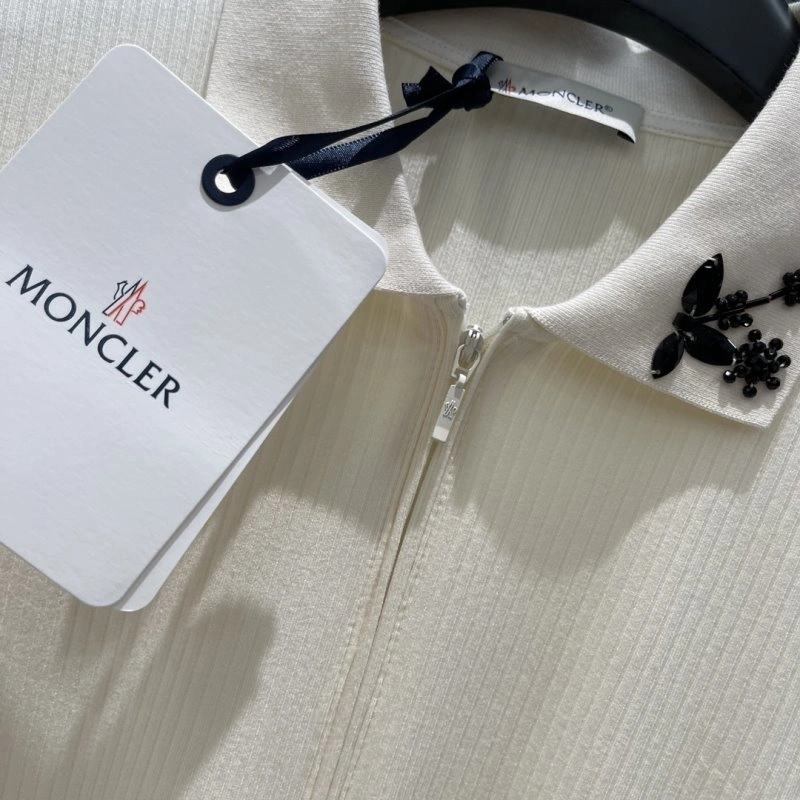 Moncler T-Shirts BestValue 139717